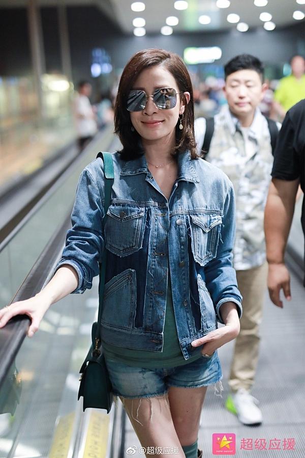 Fan rụng tim với nhan sắc đỉnh cao của Nhàn Phi - Xa Thi Mạn ở tuổi U50-5