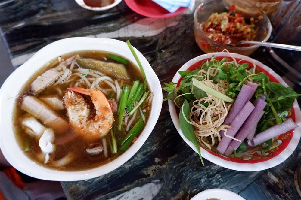 Địa chỉ cuối tuần: Khu ẩm thực chợ Bến Thành-4