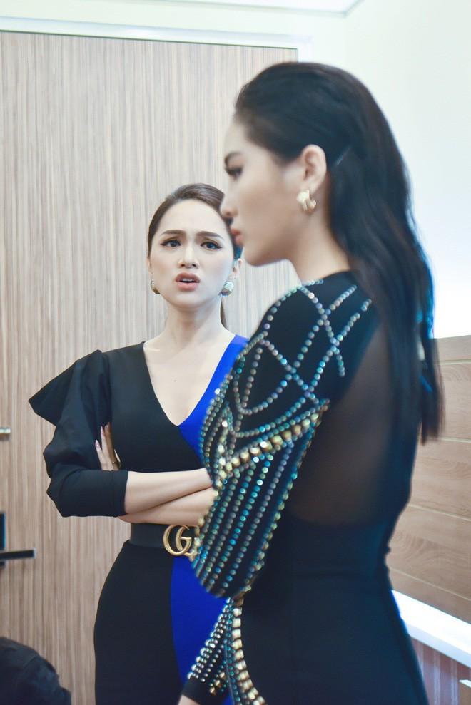Phát ngôn chất hơn nước cất, Hương Giang chặt đẹp từ Kỳ Duyên tới khách mời dù lần đầu ngồi ghế nóng-6