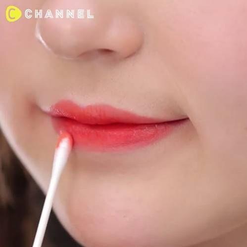 Học gái xinh Nhật Bản cách thoa son đỏ đạt chuẩn để môi mềm luôn căng mọng, hấp dẫn-8