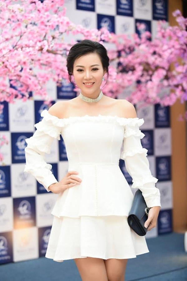 Gái ngành Quỳnh búp bê Thanh Hương cùng Bảo Thanh gây chú ý vì gương mặt khác lạ-2