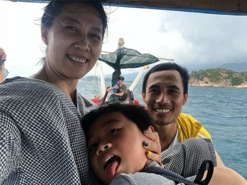 4 tháng sau scandal 'vỗ mông người showbiz', cuộc sống của rocker Phạm Anh Khoa đã bớt dần u uất