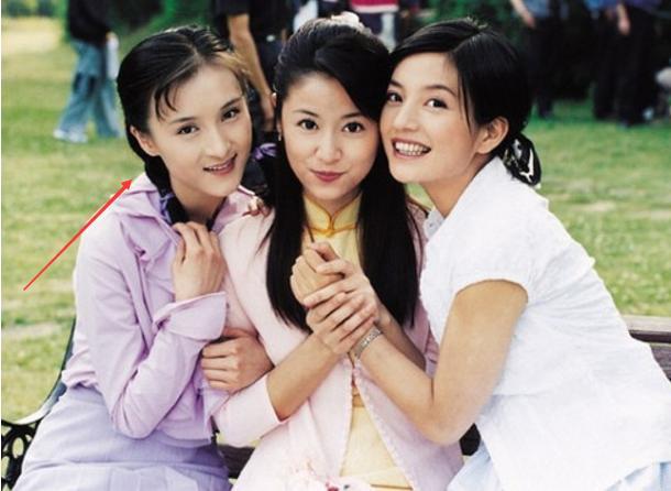 Cô em gái đáng ghét của Triệu Vy và Lâm Tâm Như trong Tân dòng sông ly biệt bây giờ ra sao?-2