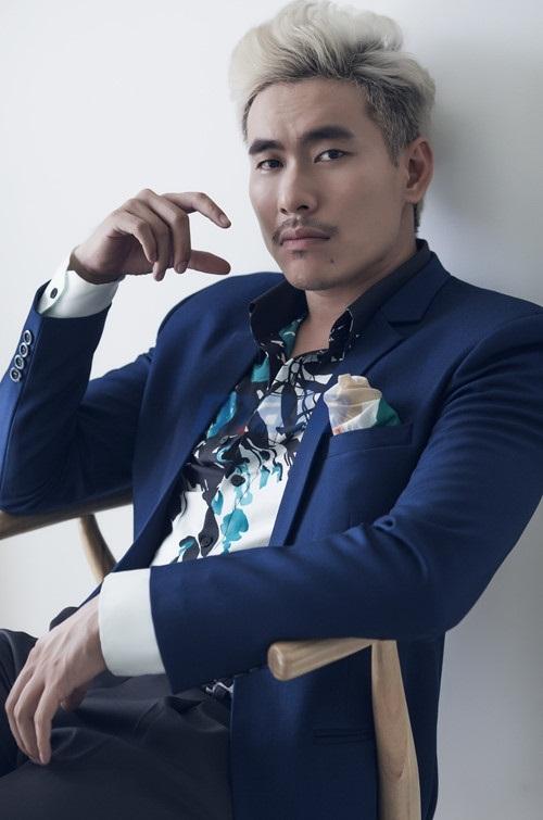 HỒ SƠ SAO: Kiều Minh Tuấn từ nam sinh nghèo khó ngày ăn 1 bữa mỳ đến tình trẻ thị phi bên 2 máy bay đình đám-1