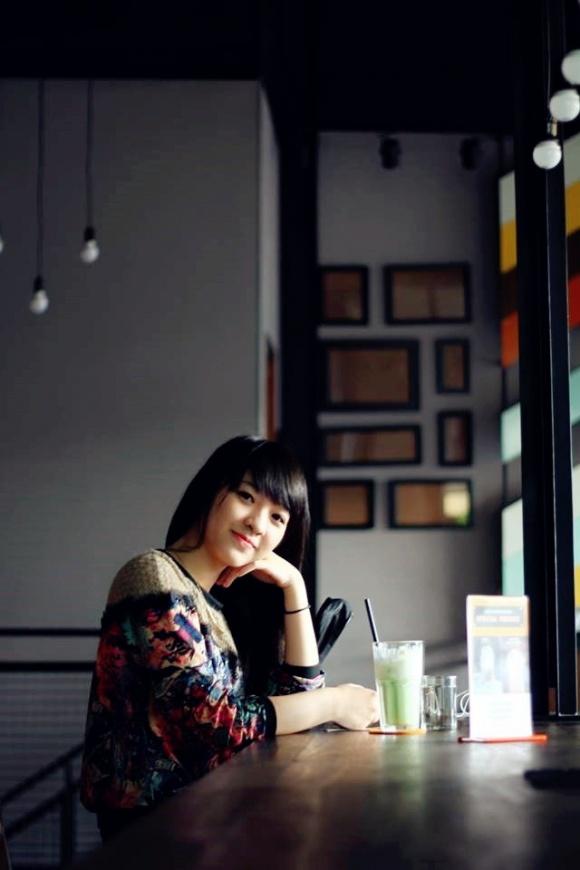 Chỉ vài bức ảnh hiếm hoi, dân mạng cũng phát sốt trước ngoại hình xinh đẹp của bà xã Nam Cường-2