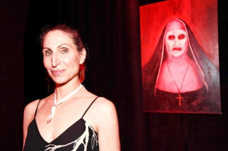 Câm nín hồi lâu trước nhan sắc thật của ma sơ Valak- người khiến khán giả khiếp sợ suốt tháng 9 này-3