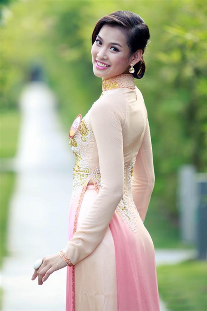 12 mỹ nhân đứng đầu Siêu mẫu Việt Nam: Người sự nghiệp ngày càng tỏa sáng, kẻ ở ẩn mờ nhạt sắc hương-16