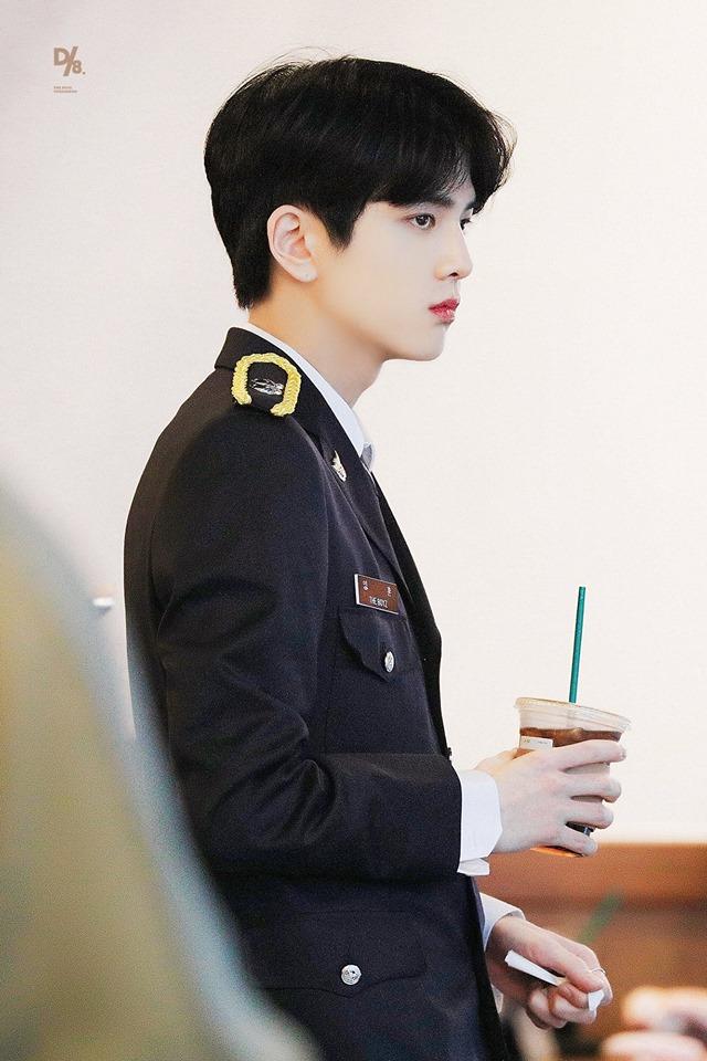 Đi tìm những gương mặt mỹ nam đồng loạt gây sóng gió trên mạng xã hội xứ Hàn-6