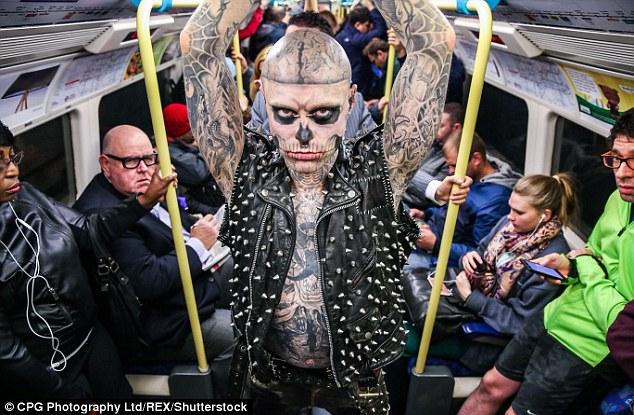 Thanh niên phá nát khuôn mặt vì mê hình tượng đầu lâu-4