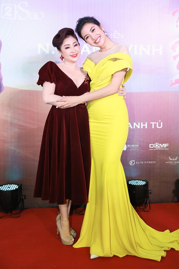 Á hậu Thúy Vân đi siêu xe 7 tỷ mới tậu ra mắt phim lần đầu đóng vai chính-10