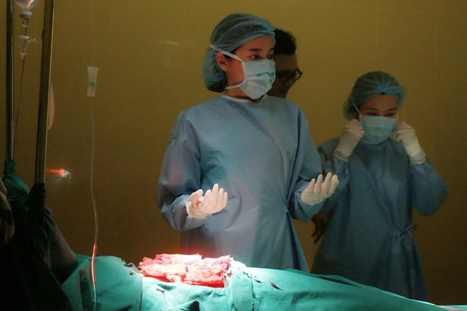 Cao Thái Hà kể chuyện kiệt sức, bị sốt khi quay Hậu duệ mặt trời-1