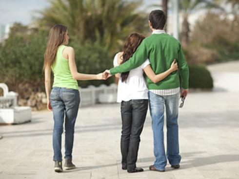 Về ra mắt nhà bố mẹ bạn gái, chàng trai sốc khi nhận được câu không có bằng đại học thì lấy sao được vợ-7