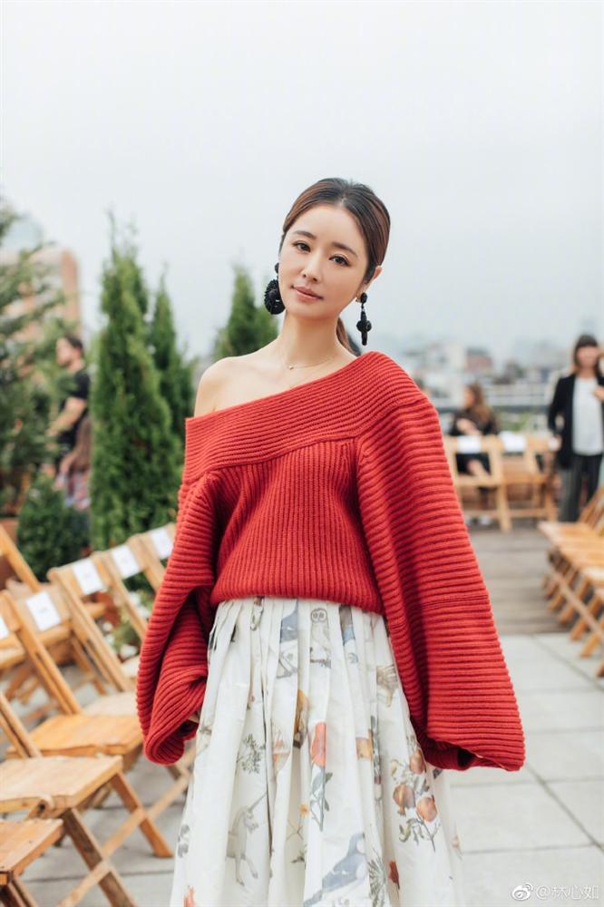 Nhấn chìm loạt ảnh dìm hàng thê thảm, Lâm Tâm Như chứng minh nhan sắc trường tồn với thời gian-1