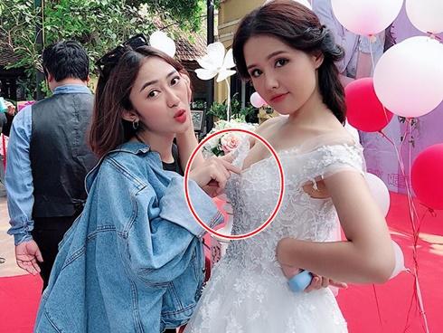 Chỉ là tập yoga Trang Cherry cũng khiến người xem hết hồn với âm thanh phát ra từ clip-10