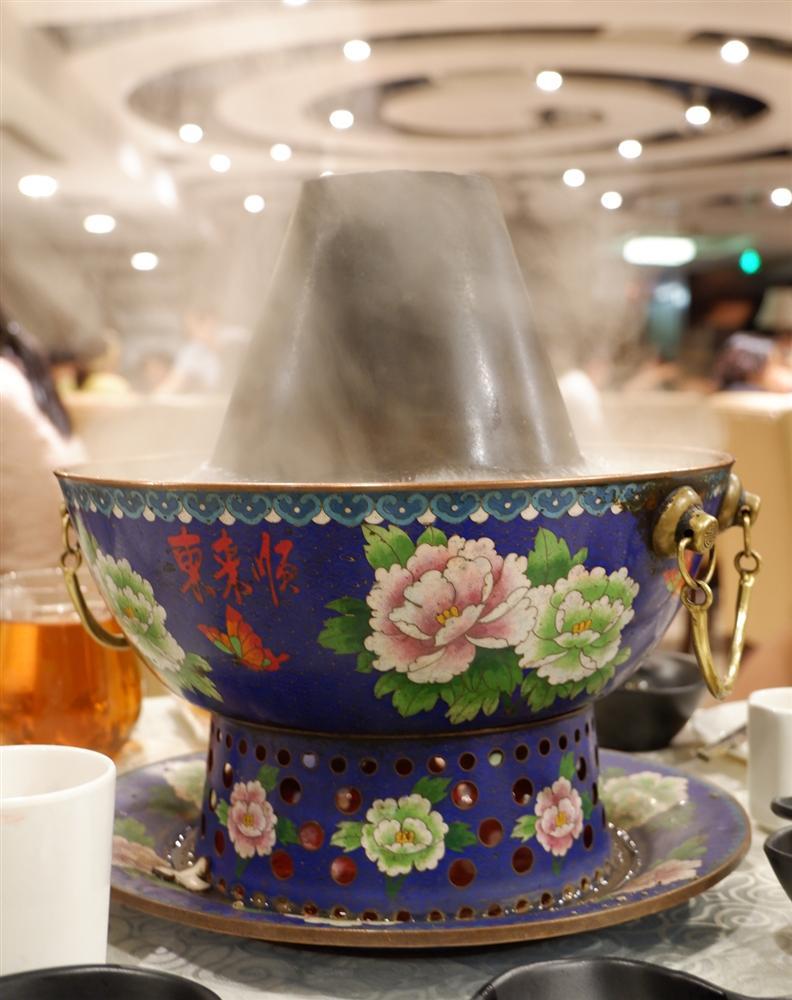 Lẩu nước lã - món ăn nhạt nhẽo nhưng hút khách ở Bắc Kinh-2