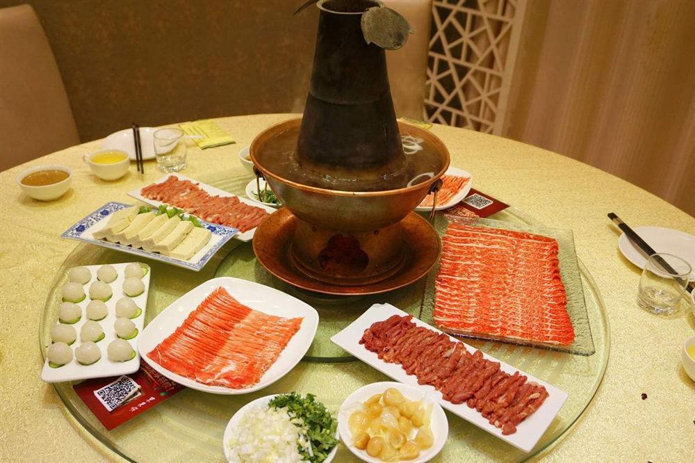 Lẩu nước lã - món ăn nhạt nhẽo nhưng hút khách ở Bắc Kinh-7