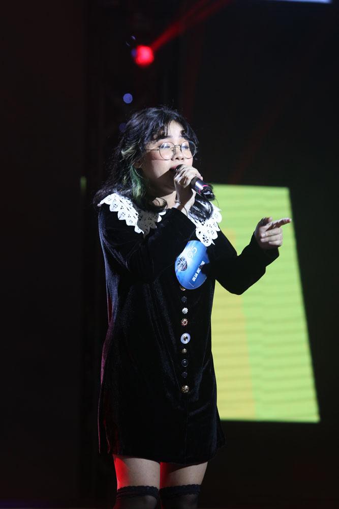 Bản sao Lệ Quyên bị đánh bại bởi thí sinh 16 tuổi của The Voice Kids-10