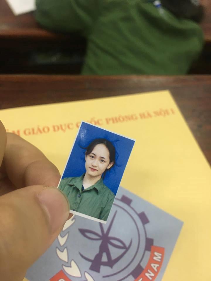 Dân mạng khoe ảnh thẻ bị lỗi, chụp xong không muốn nhìn lại-1