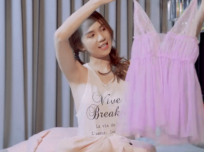 Chia tay tỷ phú Hoàng Kiều, giờ thì Ngọc Trinh một lòng một dạ muốn tiến xa với tình mới-2