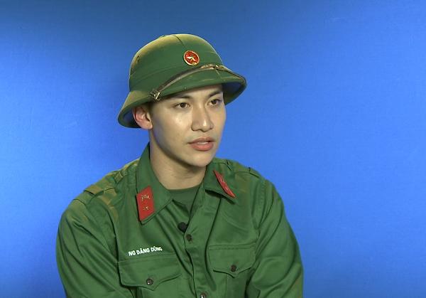 Mặc áo lính, Tim bất ngờ rơi nước mắt nói về nỗi đau đang gồng gánh: Vào đây, tôi mới quên được hết buồn tủi-5