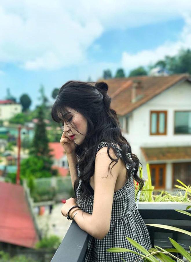 Trên mạng xinh đẹp là thế nhưng ảnh thật khi lên truyền hình của hotgirl Hà thành khiến người nhìn shock nặng-6