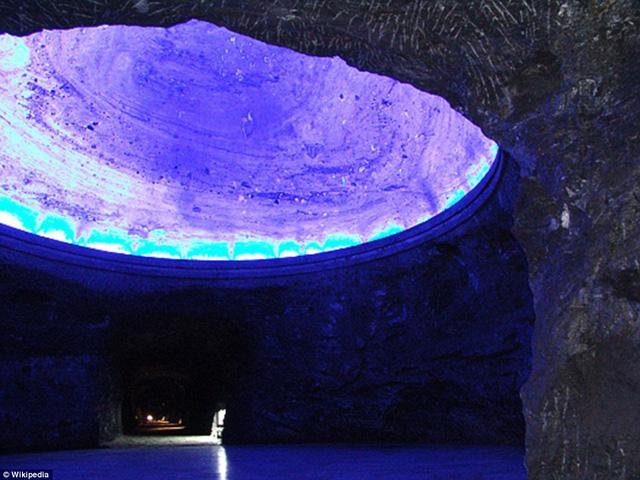 Mãn nhãn với nhà thờ độc nhất vô nhị trong mỏ muối-1