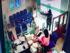 Video cảnh cướp chớp nhoáng 1 tỷ đồng ở Tiền Giang