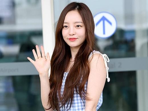 Chị đẹp Son Ye Jin: Tôi thấy bản thân đã già và có nhiều nếp nhăn-9