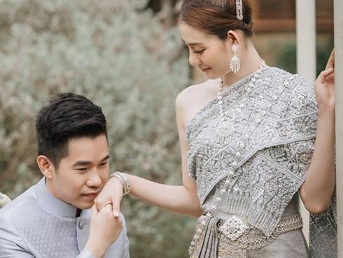 Ơn giời, tưởng sẽ kín mãi nhưng cuối cùng Kim Nhã đã chịu mở lời về lần lên xe hoa thứ 2-14