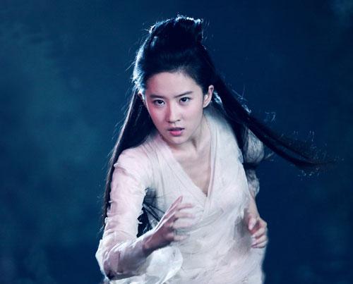 Đóng cùng vai với Lưu Diệc Phi, loạt mỹ nhân Hoa ngữ đẹp đến mấy cũng trở nên thê thảm-7