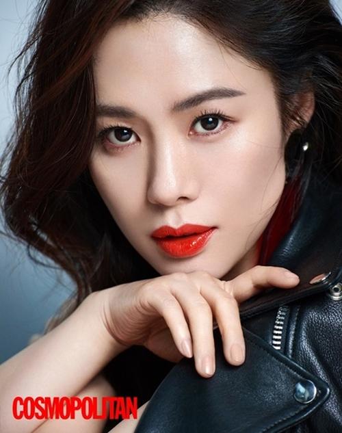 Sao Giày thủy tinh trẻ mãi không già nhờ trung thành với điều này-1