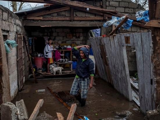 Miền Bắc Philippines tan hoang sau siêu bão Mangkhut, 14 người chết