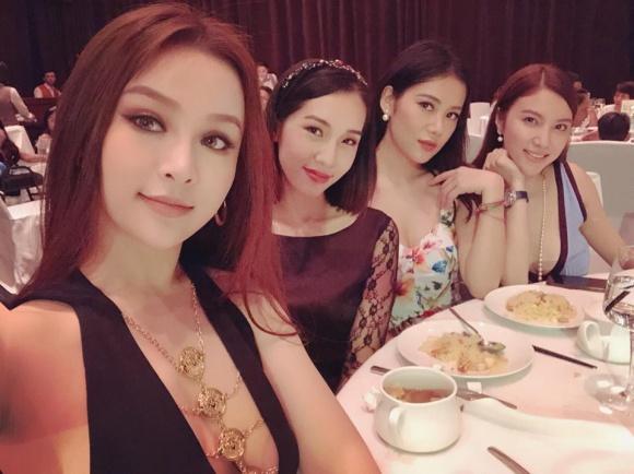 Đẳng cấp hotmom của Huyền Baby: Tổ chức tiệc hoành tráng, diện đồ cực sexy trong tiệc sinh nhật con trai tròn 1 tuổi-6