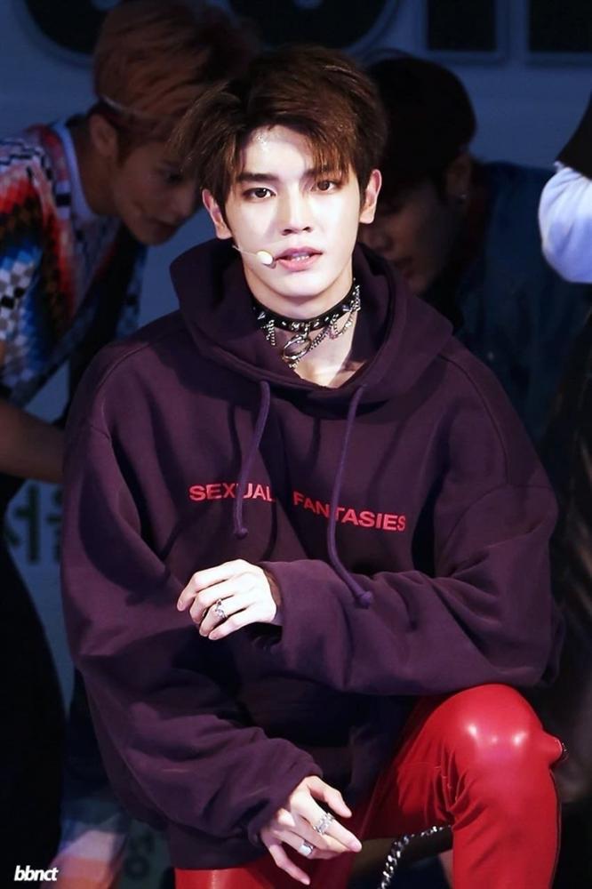 BTS, EXO, Got7, NCT liên tiếp đụng hàng, fan xoắn não không biết ai đẹp hơn ai?-19