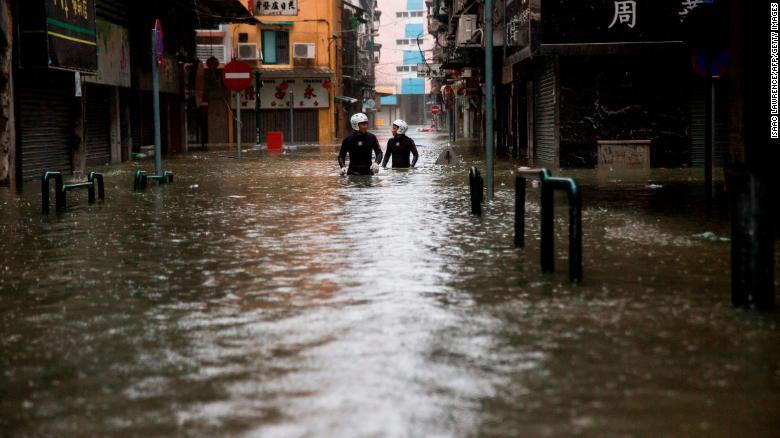 Thiên đường cờ bạc Macau biến thành sông vì bão Mangkhut-2