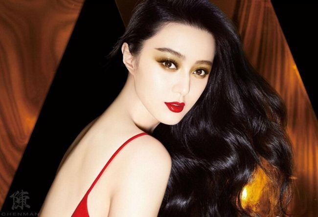 Trước khi bị phạt vì trốn thuế, chúng ta có một tượng đài nhan sắc mang tên Phạm Băng Băng-11