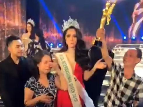 Hương Giang Idol xuất sắc đăng quang Hoa hậu Chuyển giới Quốc tế 2018-6