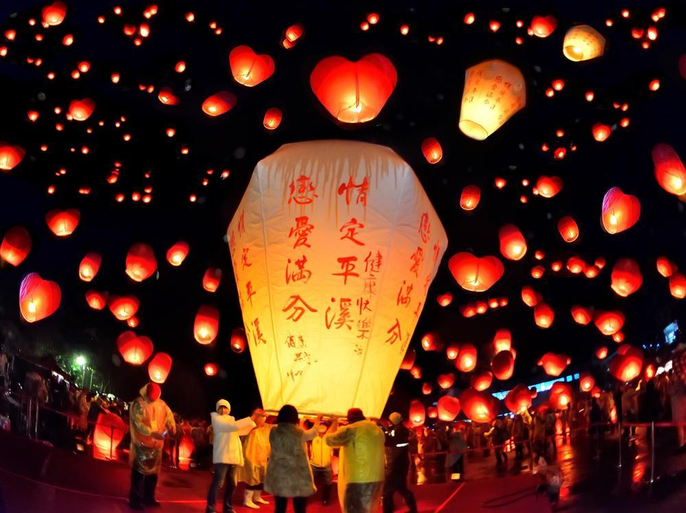 Người dân các nước châu Á làm gì trong Tết Trung thu?-5