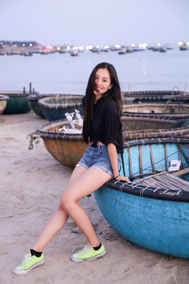 Cận cảnh nhan sắc mặt mộc nhìn là yêu của Tân hoa hậu Việt Nam 2018 - Trần Tiểu Vy-11
