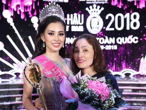 Chỉ nhờ một bức ảnh, cư dân mạng phát hiện Tân Hoa hậu Việt Nam 2018 Trần Tiểu Vy từng chỉnh sửa góc con người-12