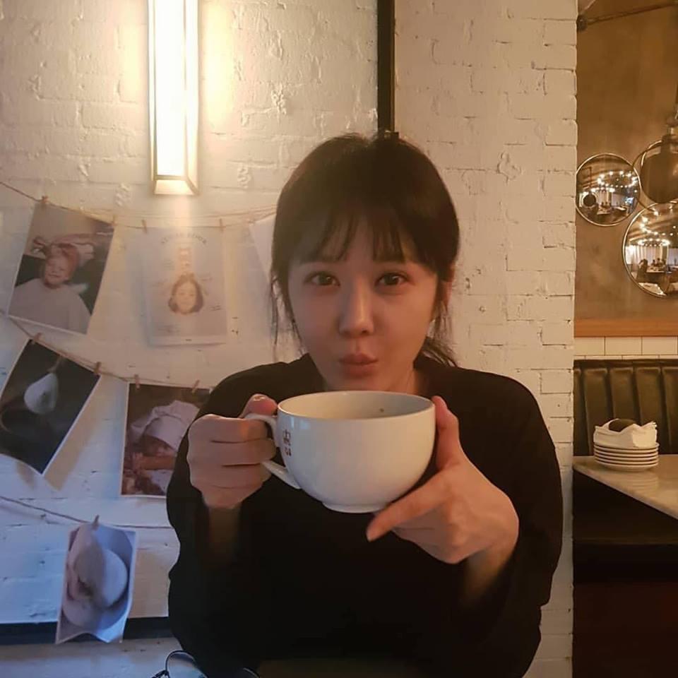 Mỹ nhân không tuổi Jang Na Ra gây ấn tượng với vẻ ngoài trẻ đẹp dù đã 37 cái xuân xanh-1