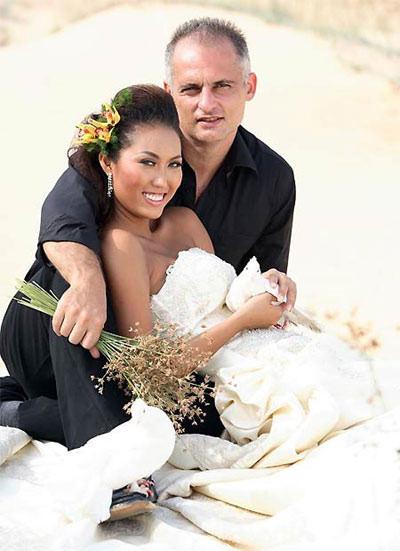 Sau tuyên bố đàn ông theo đuổi như xổ số Vietlott, Phi Thanh Vân: Anh ơi! Em mệt rồi... Thế giới ngoài kia anh lo nhé-4