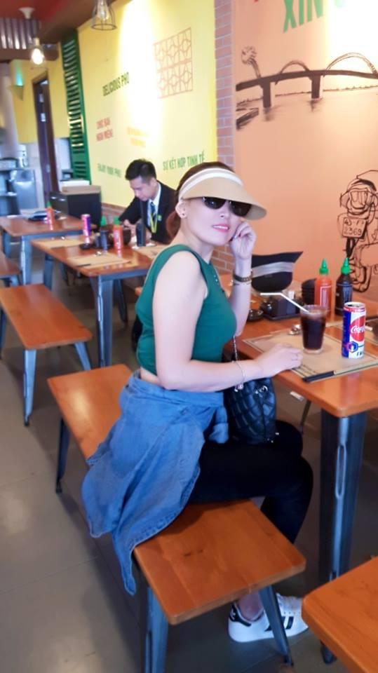 Không chỉ thừa hưởng về nhan sắc, Hoa hậu Trần Tiểu Vy và mẹ ruột còn rất hợp cạ về thời trang-6