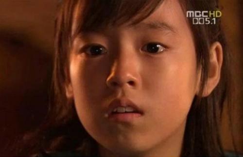 Fan sẽ giật mình khi biết tuổi nghề của các sao Hàn đình đám này-8