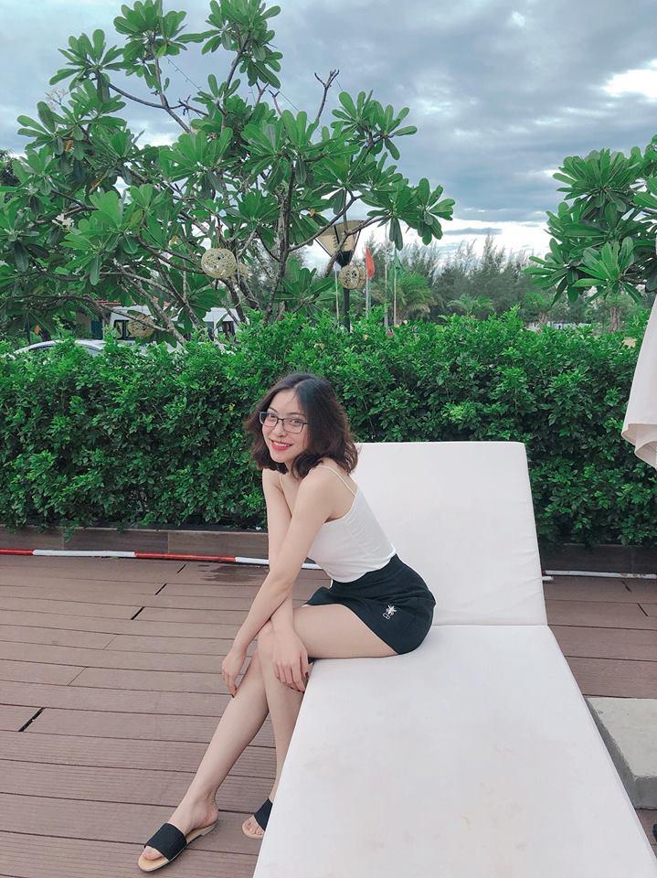 Không chỉ tân Hoa hậu Trần Tiểu Vy, đất Quảng còn nhiều hot girl có nhan sắc thuộc hàng cực phẩm-9