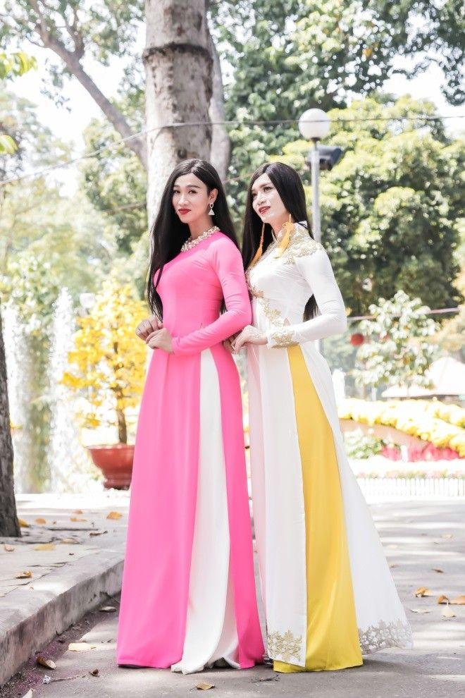 Sao nam Việt mặc áo dài: BB Trần khiến phái đẹp chào thua, nhìn sang Trấn Thành chị em lại khóc thét-4