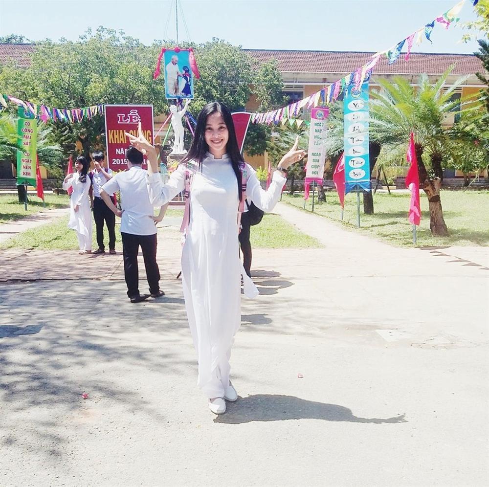 Tân Hoa hậu Việt Nam 2018 qua lời người thân: Trần Tiểu Vy học trung bình nhưng ngoan, lễ phép dù nhút nhát hay khóc-4