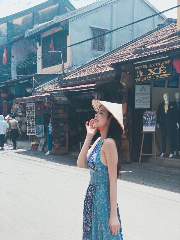 Thỏa lòng vì nhan sắc đời thường mộc mạc của top 3 Hoa hậu Việt Nam 2018-7