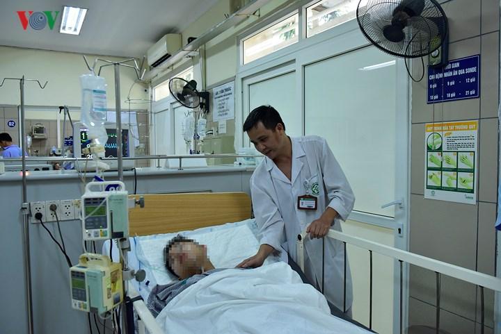 Vụ 7 người chết tại lễ hội âm nhạc: Còn bệnh nhân phải thở bằng máy-4