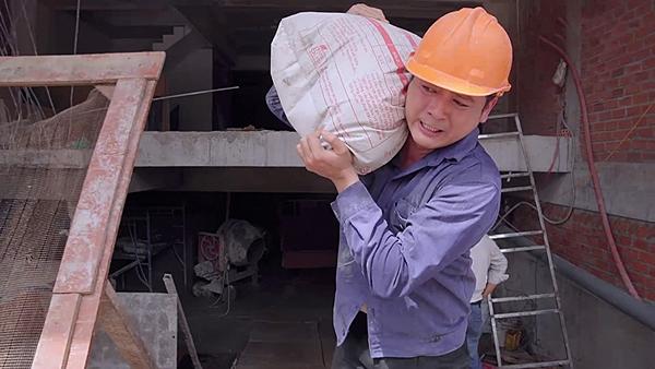 Gạo nếp gạo tẻ tập 59: Con gái bị bố tát nảy đom đóm mắt vì dám hỗn láo với mẹ đẻ-11